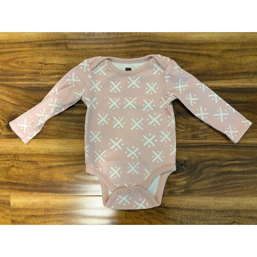 Tea Collection Bodysuit Set, Size 3-6 months
